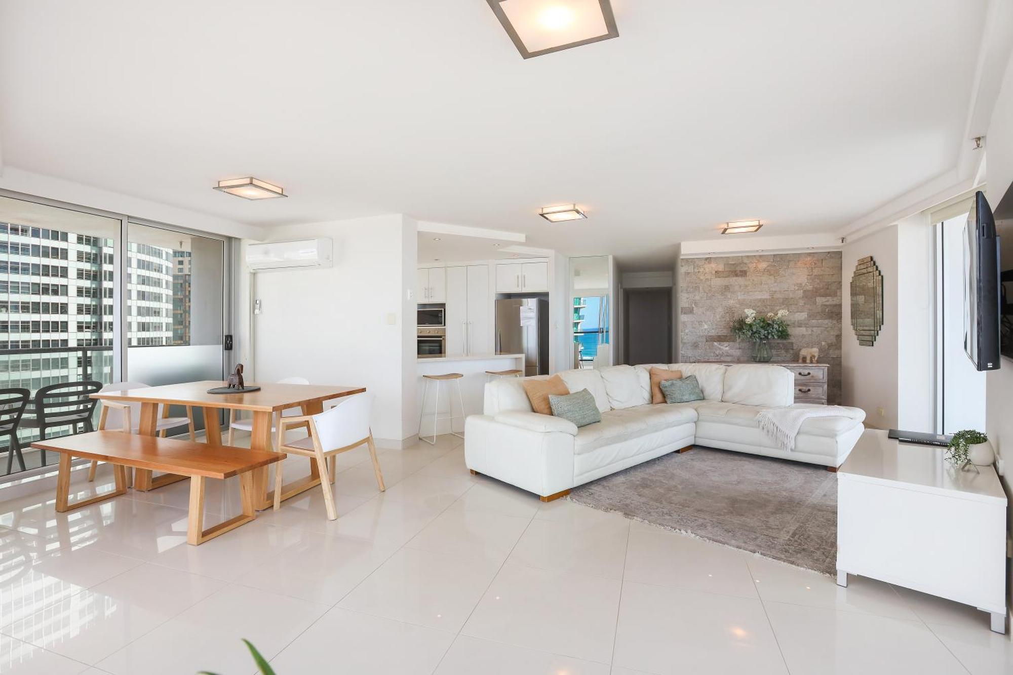Peninsula Apartments Managed By Gchs Gold Coast Buitenkant foto