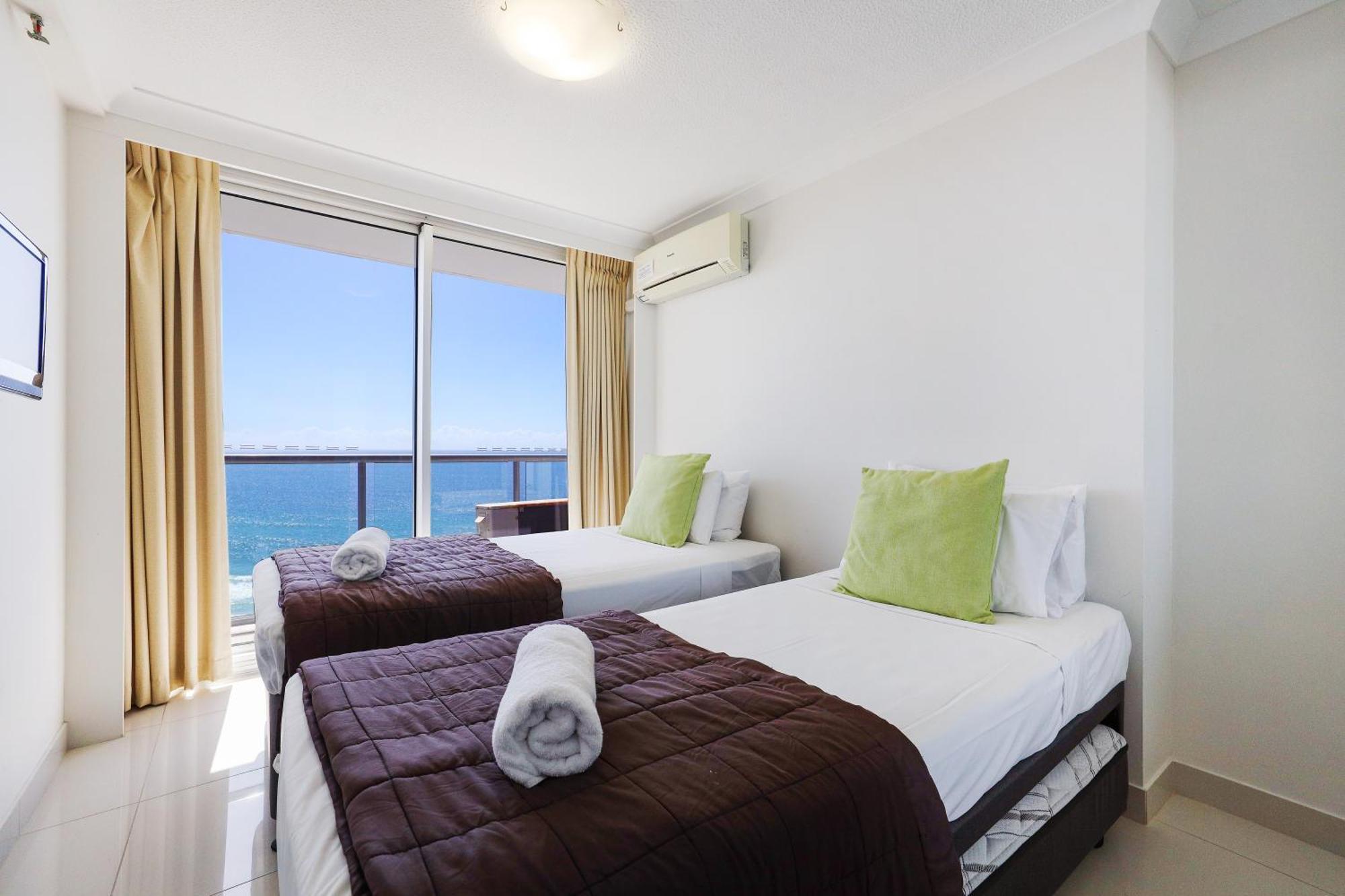 Peninsula Apartments Managed By Gchs Gold Coast Buitenkant foto