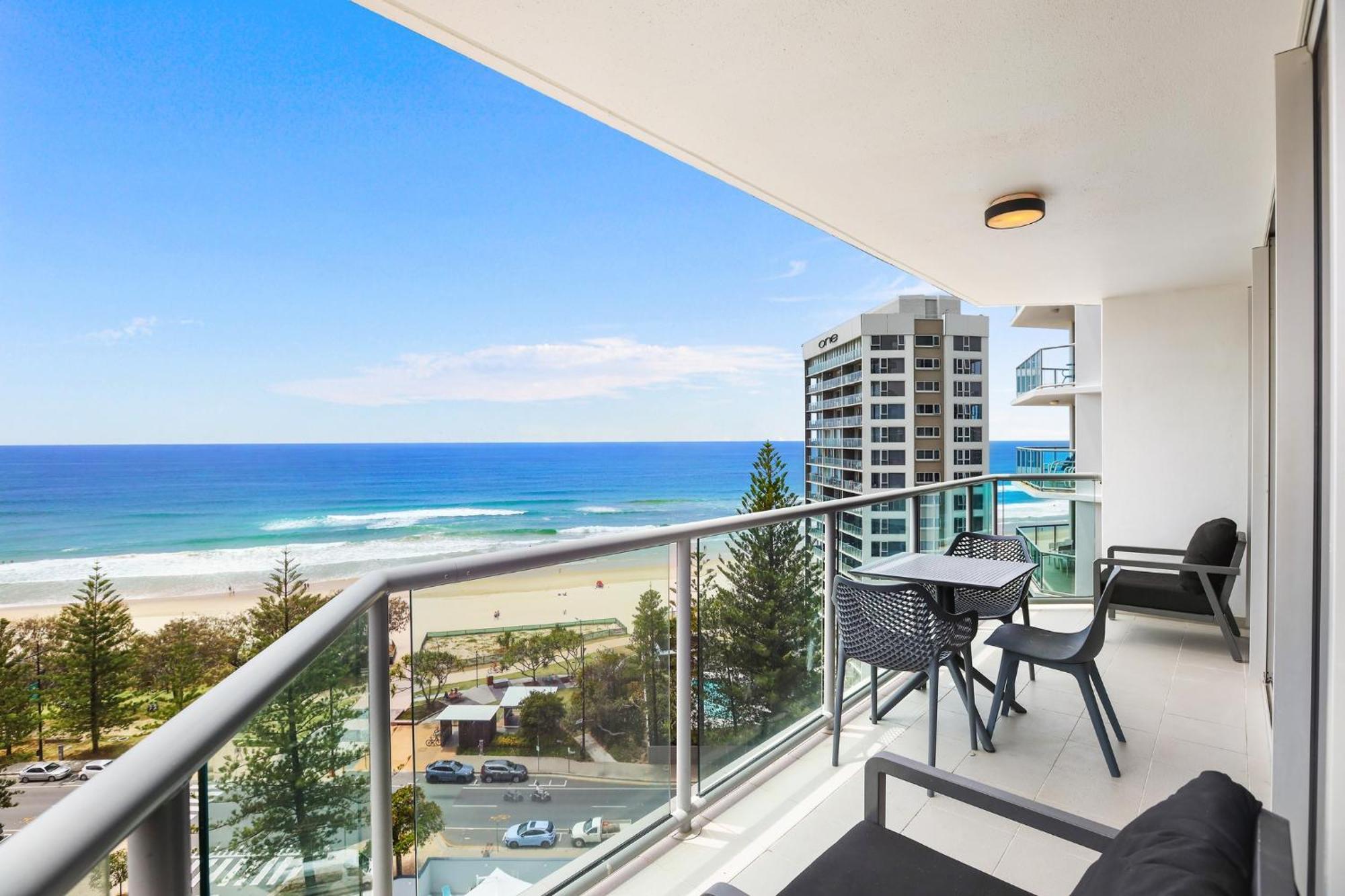 Peninsula Apartments Managed By Gchs Gold Coast Buitenkant foto