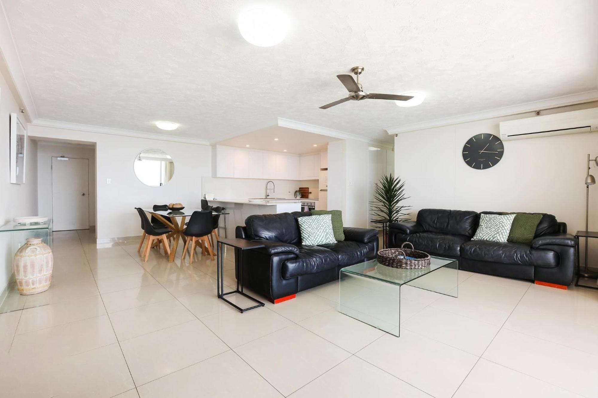 Peninsula Apartments Managed By Gchs Gold Coast Buitenkant foto