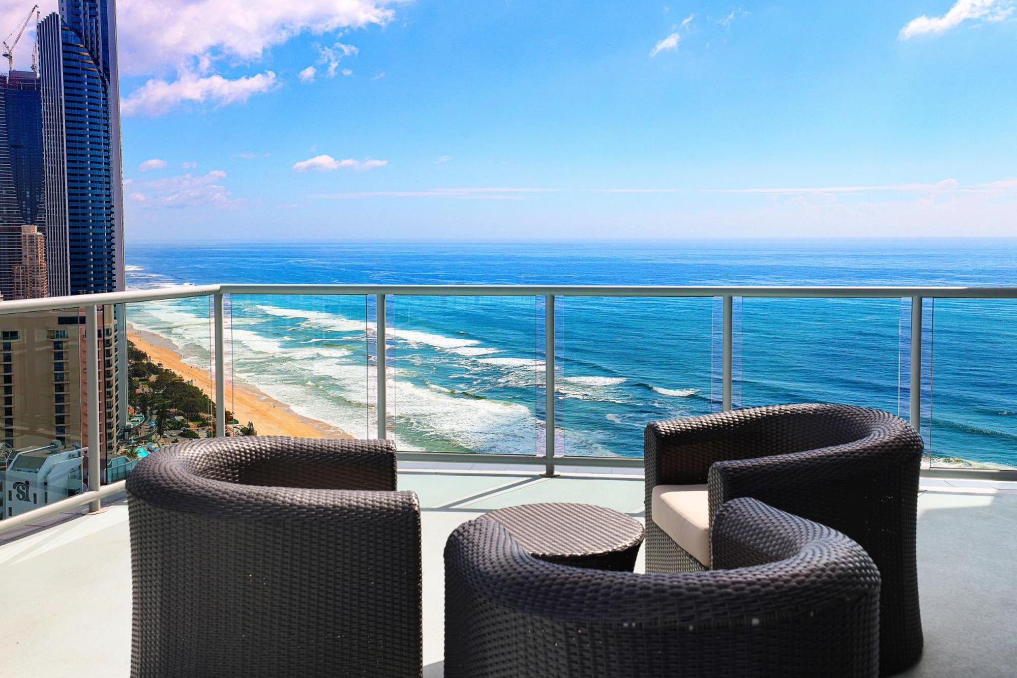 Peninsula Apartments Managed By Gchs Gold Coast Buitenkant foto